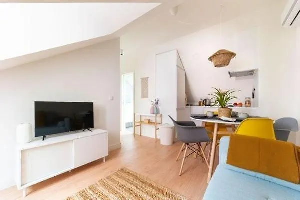 Monsanto Hill House - No 565 2D